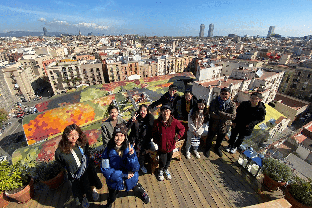 guidingarchi's tweet image. Organized and guided by Guiding Architects, during three weeks 12 Chinese architecture students travel as a classic Grand Tour around the Iberian Peninsula guiding-architects.net/grand-tour-spa… #architecturalguide #china #contemporaryarchitecture #grandtour #lisbon #portugal #spain