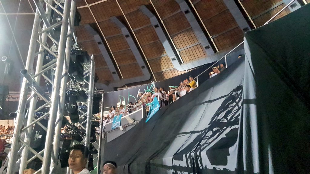 MaRCs03's tweet photo. #TeamPhoenixWithSarahG #FightToThePhoenix #PhoenixSuperLPGFuelMasters #popsters https://t.co/qZ1MS5obym