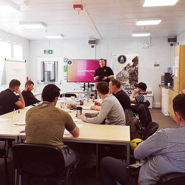 vanguardFA's tweet photo. At @morgansindall #paddingtonvillage here in #Liverpool at the @ProjectRecce course. Loz currently talking the Principles of #warfighting and how they apply in #constructionuk #Veteransuk https://t.co/1BUXL7MMG4 https://t.co/9wgRH2XA6u https://t.co/03TZahvhoy