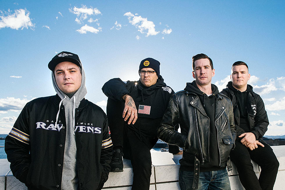 ronon_pheniox's tweet photo. Find out why we chose #TheAmityAffliction's 'Soak Me In Bleach' for our #TrackOfTheWeek ๐ https://t.co/bU6jK8rZiE
#RononsReviews #SoakMeInBleach #Metalcore #AustralianMetalcore #AusMusic #AustralianMusic #MusicReview #MusicBlog https://t.co/5peH85jDJd