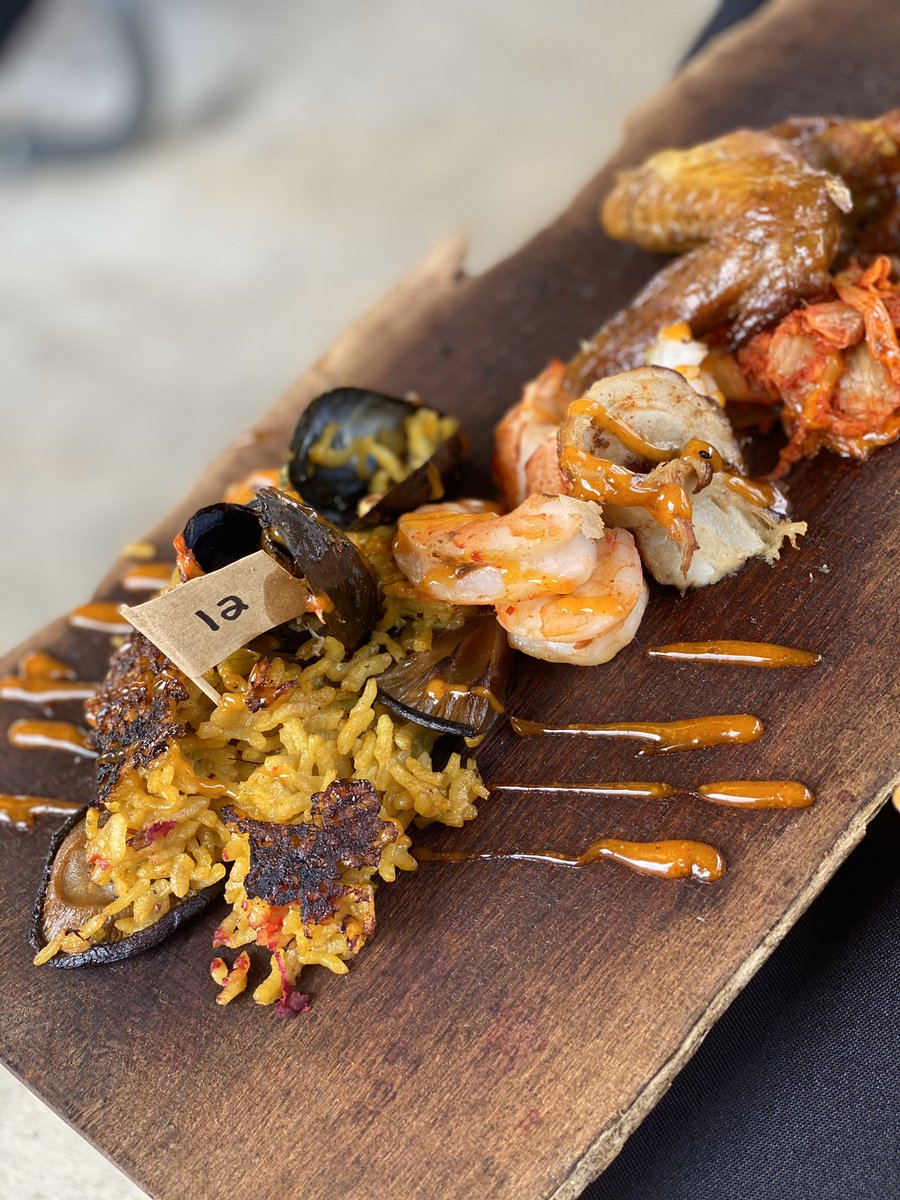 PaniniPete's tweet photo. Man the 11th annual Paella Challenge in San Antonio was so lit! #johnnyhernandez #CIA #proud2becia #ppadventures #alumnicouncil https://t.co/gxdGbphPkj