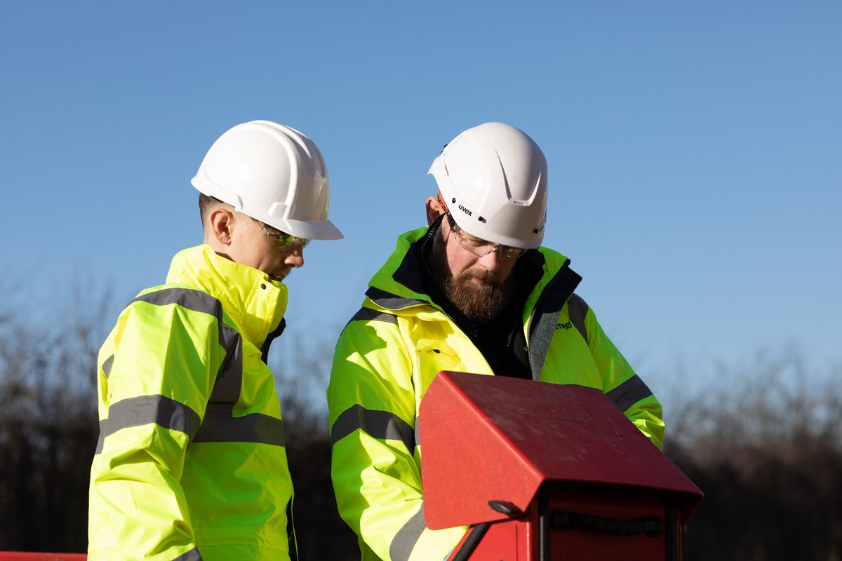 CCTV surveys are the most effective way to discover what is going on inside your drains. 

By using the latest iTouch Live software, we can provide detailed reports on the condition of your drains.

Book a CCTV survey with your local depot today -bit.ly/3bW3r4X #MetroRod