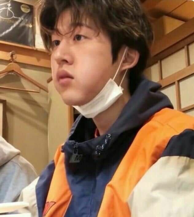 Elizabeth_0131_'s tweet photo. I wonder about you every day. Are you taking care of yourself? Are you different from how I remember you? Come back soon, okay?
#HowYouDoingHanbin #HANBIN @ikon_shxxbi https://t.co/BU37Yyn9ff