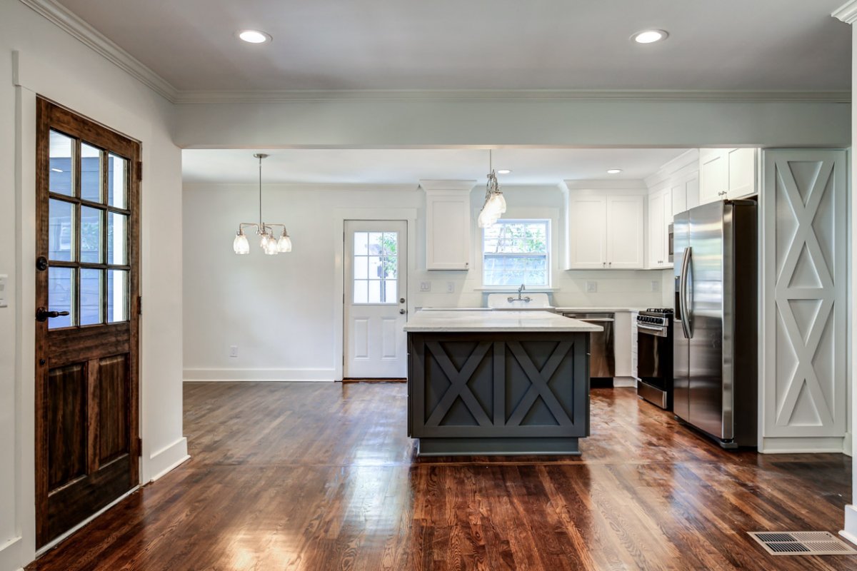 DrakeHouseGA's tweet photo. We bring meticulous attention to detail and a focus on perfection to create stunning kitchens, bathrooms, and other living spaces. https://t.co/XfjIbKYqqq