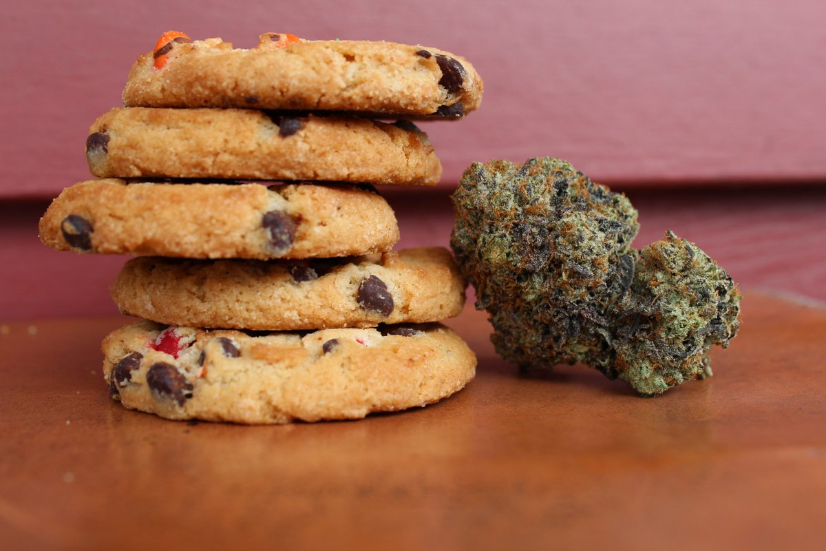 Lots of states are riding the green wave! Cannabis legalization is HAPPENING and this online program is available to provide certification to chefs in legal states. 

wearechefs.com/chefs-can-now-…