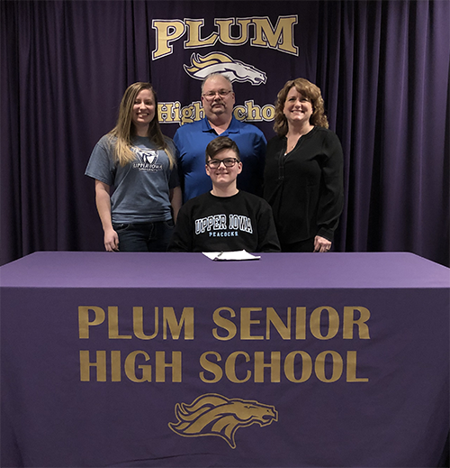 plumboroughsd's tweet photo. Ty Kirkpatrick has signed to bowl at Upper Iowa University. Congratulations Ty! @PlumAthletics @fishellj @phsmustang @MrSzarmach @UpperIowa 

#plumproud https://t.co/xf3cWKlu8n