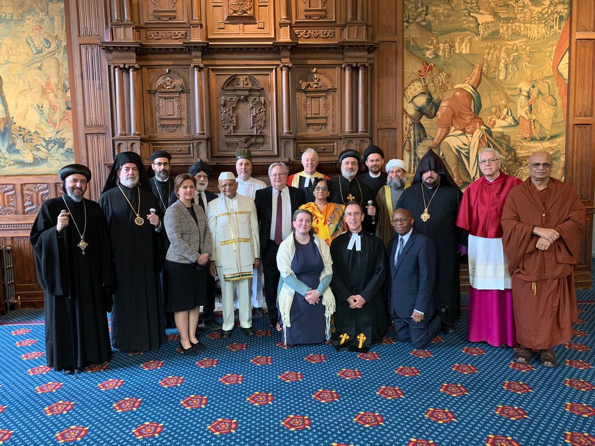 Uk Baha I Opa Honoured To Participate In The Commonwealth Service At Wabbey The Affirmation To Cooperate With Mutual Respect For Good Of All Rang Loudly In The Abbey Today