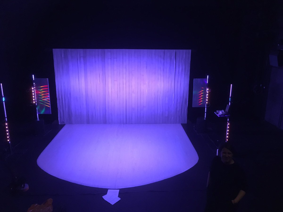 Sophwoolley's tweet photo. Tech get in done! @BirminghamRep #AugmentedShow tonight 8pm https://t.co/oaycouiiUZ