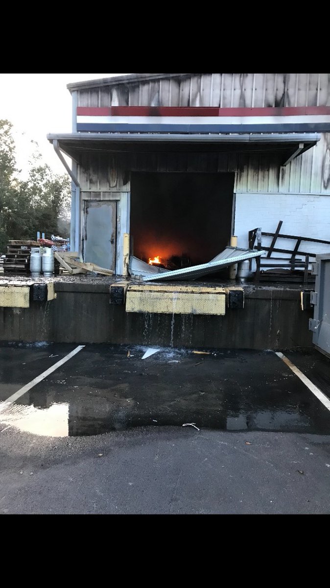 PDRofSouthATL's tweet photo. We can also handle large commercial projects. Whether it is your home, property, or business call the professionals at Paul Davis. https://t.co/Buc5kNyKlO