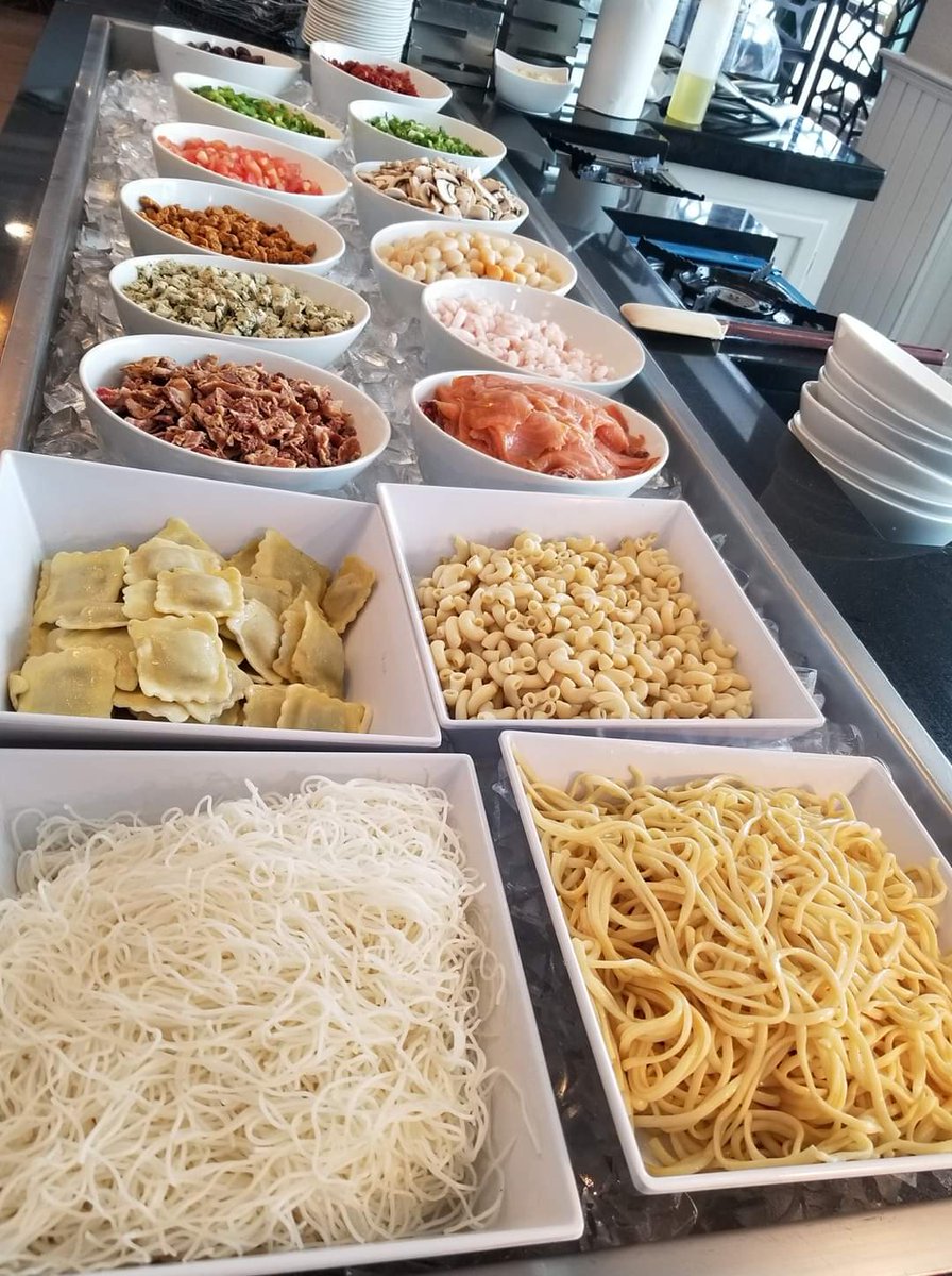 Think about the pasta-bilities! Join us for our lunch Pasta Buffet.
Weekdays 11:30am - 2:00pm | $16.95 +HST.
Reservations: 506.451.7935