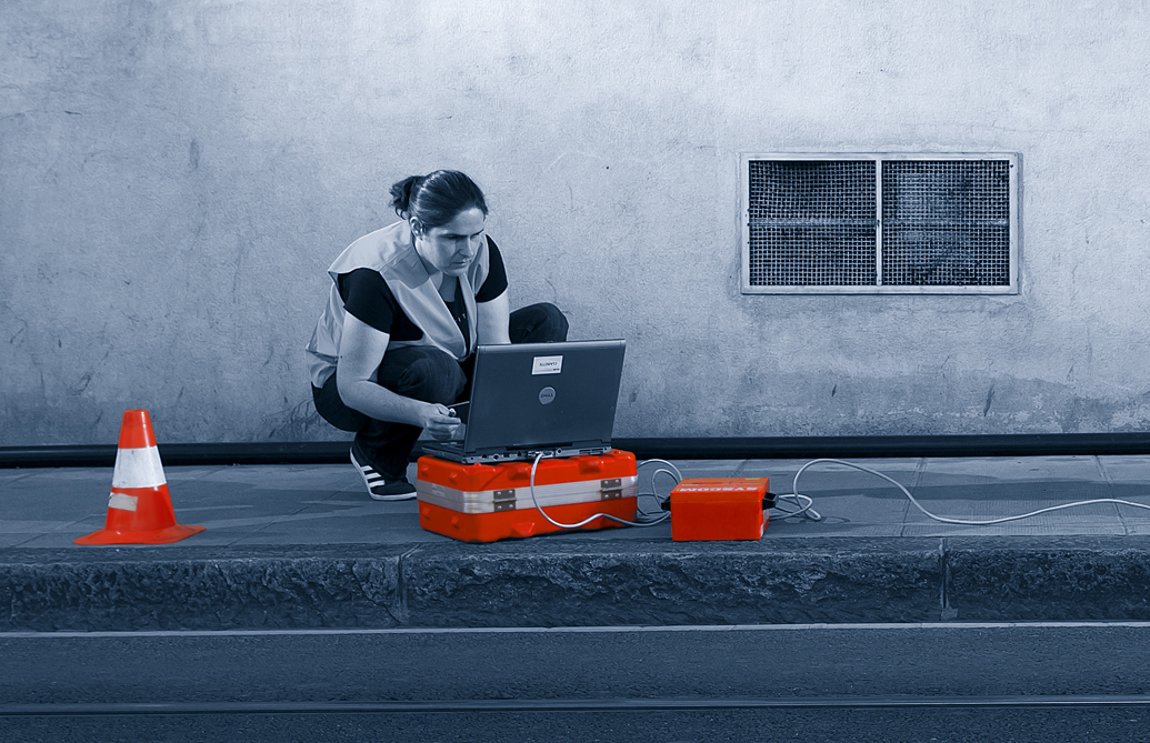 Sylvette Thomassin is a Doctor of Seismology at Résonance Ingénieurs-Conseils. She is an expert in the field of vibration control and engineering seismology, having previously studied for a Doctorate at J. Fourier University <a href="/UGrenobleAlpes/">Université Grenoble Alpes</a> #IWD2020 #womeninSTEMM 🌋