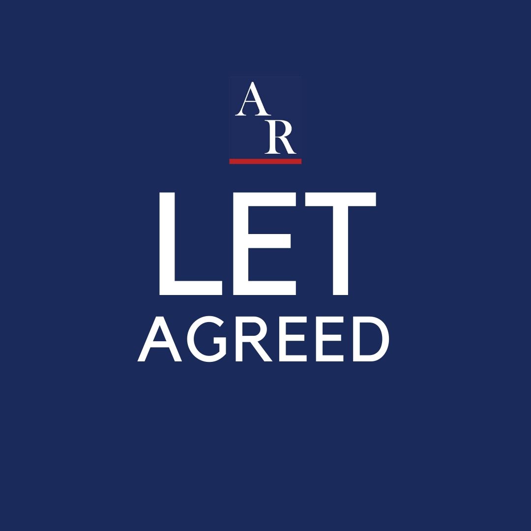 A_Redhouse's tweet photo. Two Lets agreed before lunch time! 
Happy Tenants make Happy Landlords.
#Renting #AlistairRedhouse #LettingsAgent https://t.co/nYdrFZrVqx