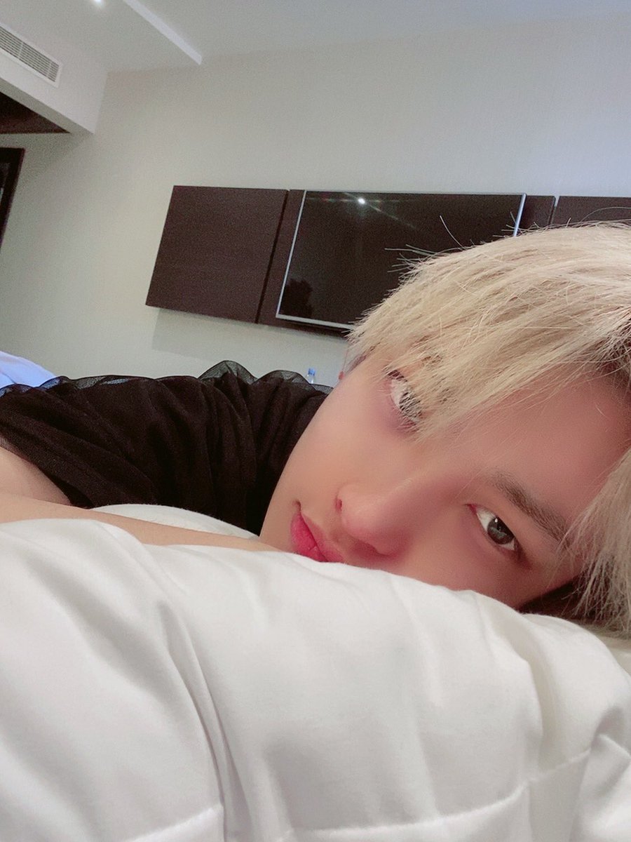 ATEEZofficial's tweet image. [#홍중] 에이티니 보고싶어서😿
#ATEEZ #에이티즈