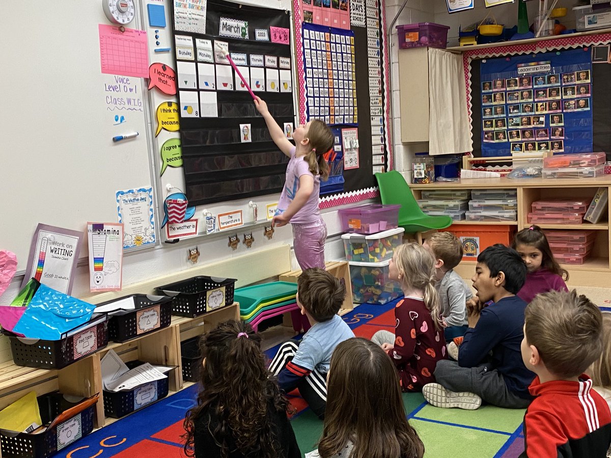 Love starting my day with student-led calendar! #wal109