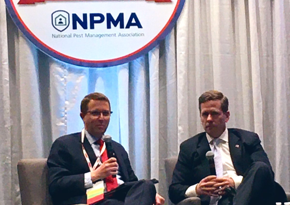 FMC is the premiere sponsor for NPMA Legislative Day. Our own Mike Seyfert is here with Rep Bob Dold to educate the attendees. #npma