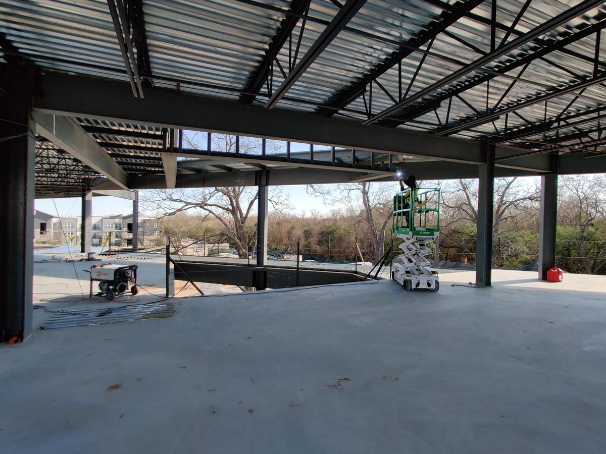 SaxumRealEstate's tweet photo. Progress pictures from 1141 Shady Lane in Austin. This development is a #newoffice and retail concept for East Austin's Creative District. Learn more: https://t.co/bQNbyl1HEL #austintx #commercialrealestate #creativeoffice https://t.co/HOzWtRFqK6