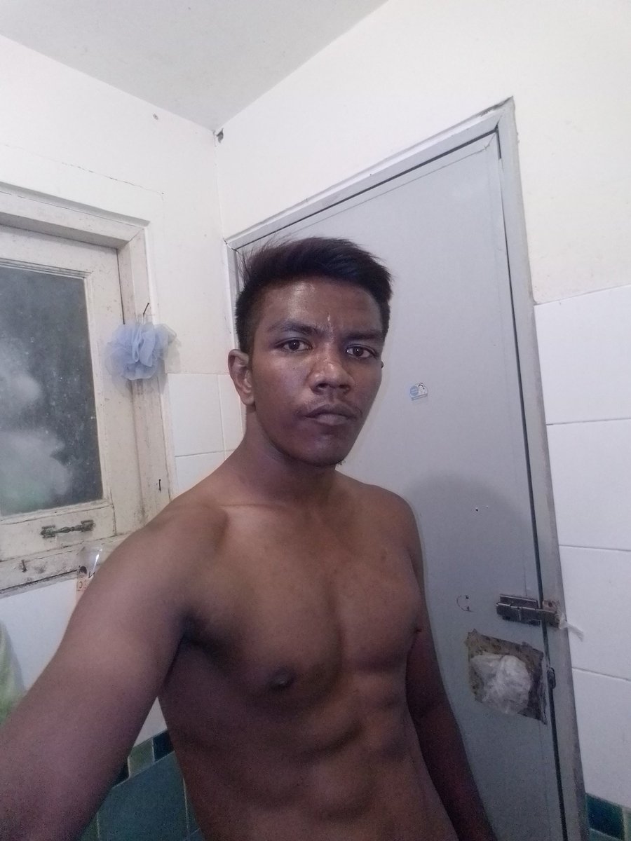 MuhammadSakchai's tweet photo. ไอ้หนุ่มหำดำ555 https://t.co/t9Ux0NrpKQ
