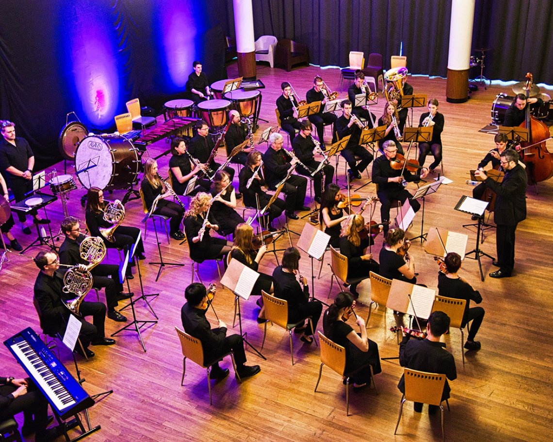 🗓️Saturday 14th March 7.30pm
📍Great hall, <a href="/SwanseaUni/">Swansea University</a> Bay Campus
🎼Swansea University #Orchestra and The Welsh Sinfonia🎼

This year’s joint concert features music by Telemann, Vaughan Williams, Rossini, Bernstein, and more!

Book your tickets >> bit.ly/2TBtQ0O