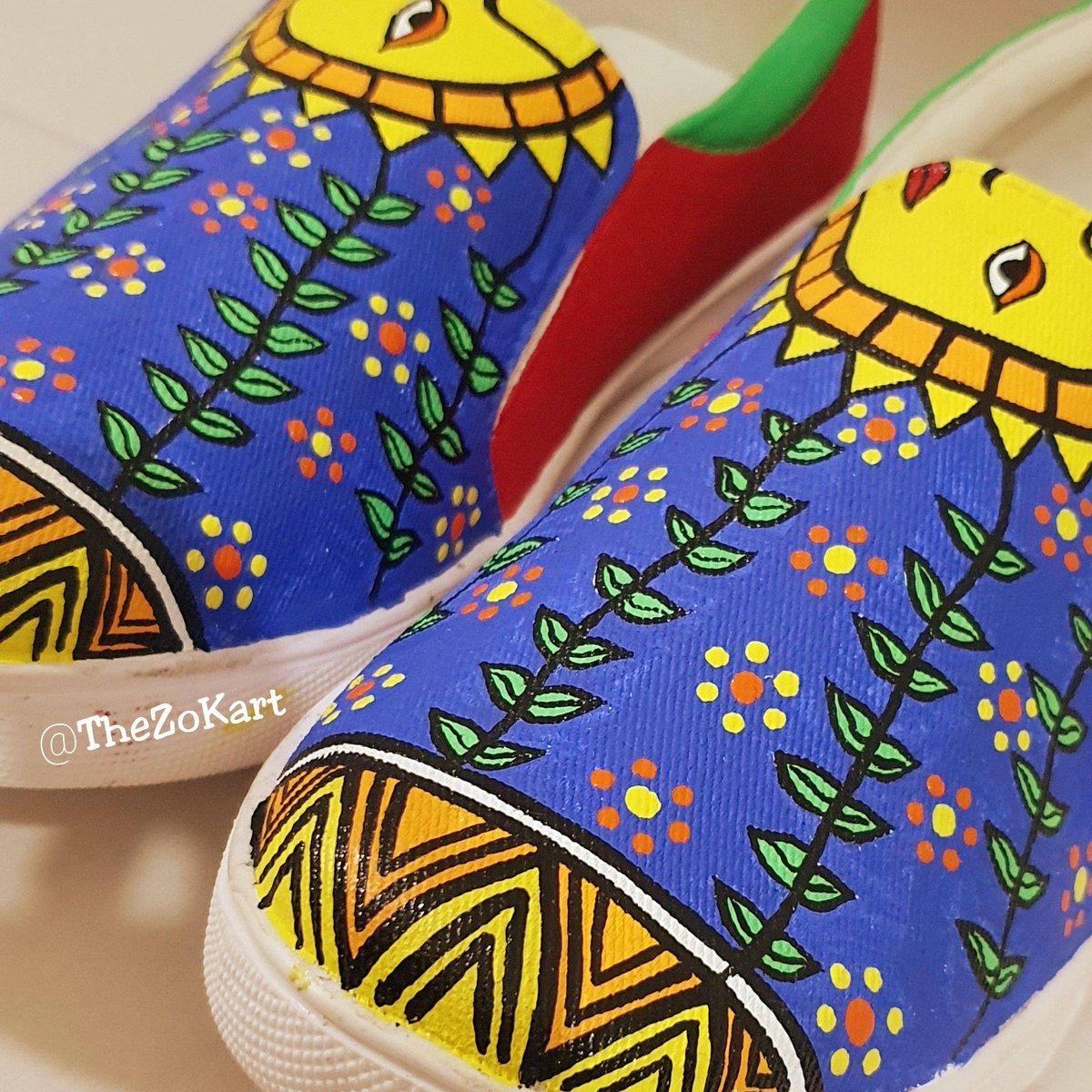 Now flaunt Indian art on shoes too, DM or WhatsApp us on +918928126735
.
.
#TheZoKart #handpainted #paintedshoes #kalamkariart #kalamkarishoes #traditionalart #indianart #indianartistsartist #indiantraditions #artistsofindia #supportartists #bespoke #canvasshoes #trending #trend