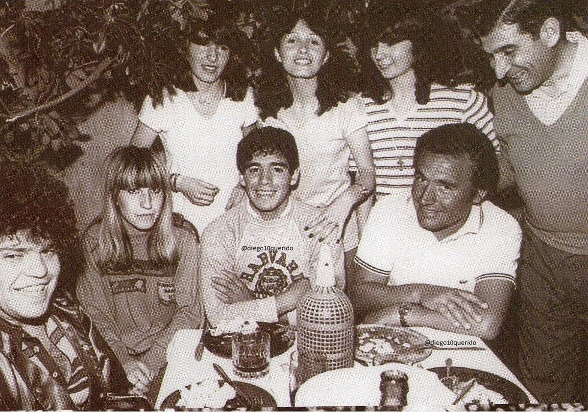 Ayer, a los 77 años, falleció Juan Carlos Montes, el director técnico que hizo debutar a Diego Maradona en Argentinos Juniors. #INFOTVDEPORTEA

lanacion.com.ar/deportes/futbo…