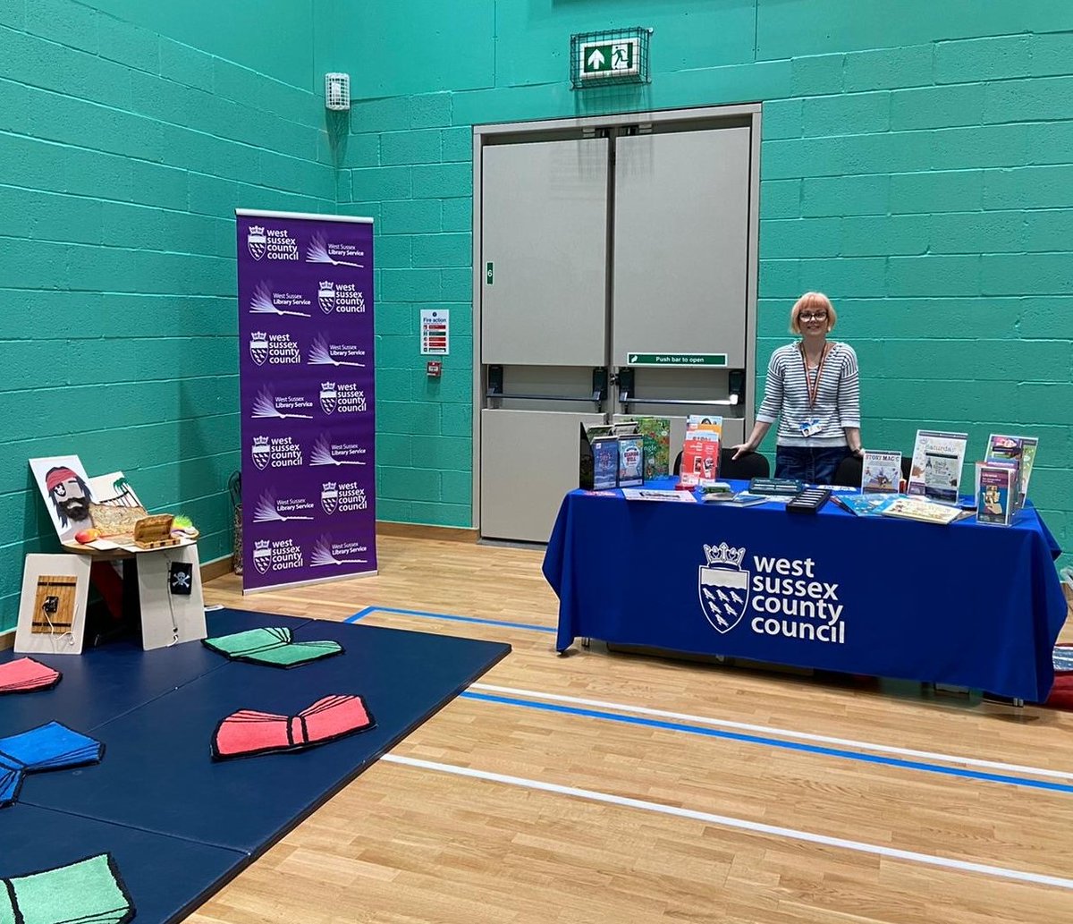 WSCCLibraries's tweet image. Staff from #HorshamLibrary joined in with @healthwatchws&apos;s event @broadbridgelc on Saturday. Thanks to the families who came over to see us – some quality conversations about what their library can do for them! 🤩 Great to see @ws_pcf @LocalOfferWS @TurningTidesOrg &amp;amp; others too.