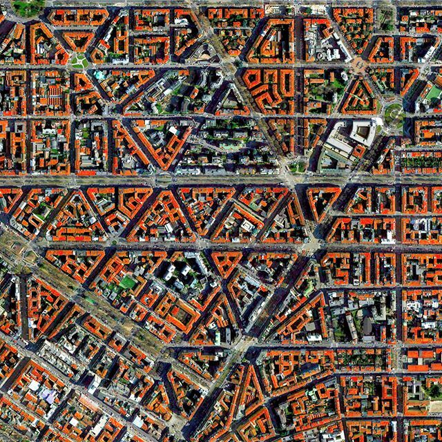 EarthOverhead tweet picture