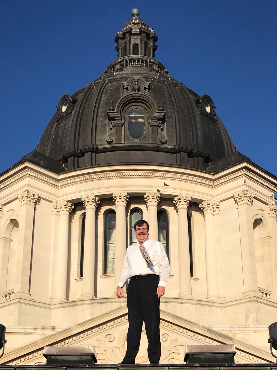SoDakGovs's tweet photo. Happy 60th birthday to former Lt. Governor and House Speaker Matt Michels, the South Dakota State Legislature’s longest-serving presiding officer. Michels was born this day in Pierre in 1960. #SDHistory https://t.co/XivrNajZyK