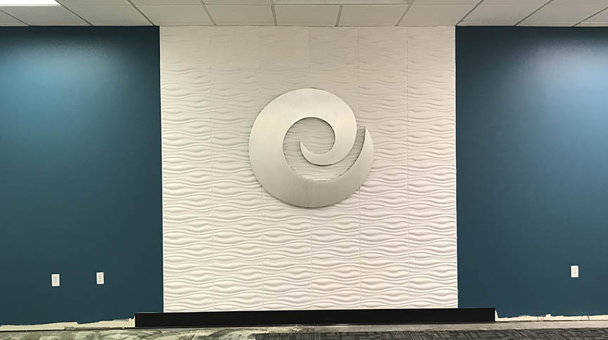 ApogeeSigns's tweet photo. Thank you @envisioncu for allowing us to assist you with some architectural logo sparkle to your beautiful new corporate headquarters. https://t.co/woBddVlAw0