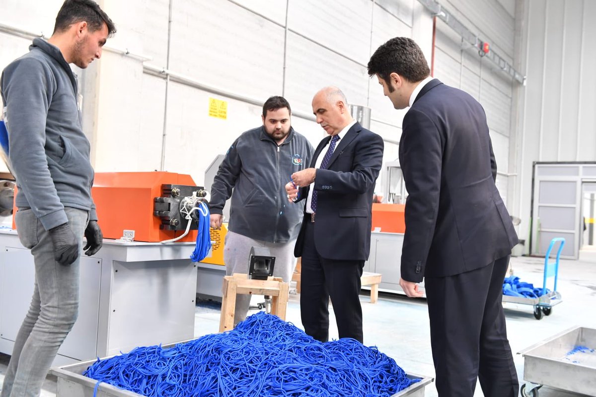 DenizliValiligi's tweet photo. İlimizde faaliyet gösteren Pensan Kalem A.Ş.’ni ziyaret eden Valimiz Sn @hasannkarahan; İşletme sahibi Mustafa Çiftçioğlu’ndan İşletmenin çalışmaları ve 2020 yılı hedefleri hakkında bilgi aldı https://t.co/zItrwfHKtE