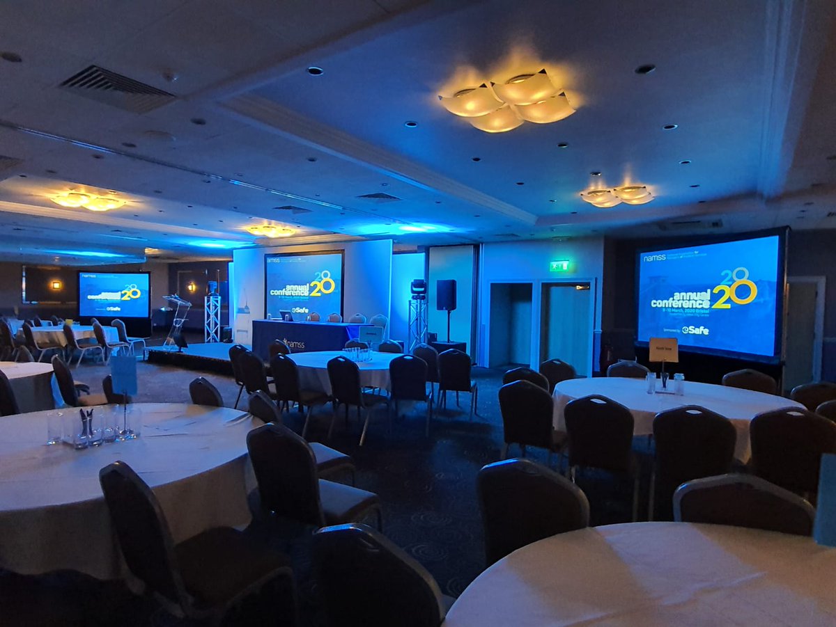 Big_theCreators's tweet photo. Today our Tech team are at Doubletree Bristol City centre @DoubleTreebrstl for a conference
#audiovisuales #production #staging #visuals #av #event #screens #sound #corporate #NAMSSconf20 #tech #hotel #hospitality #conferenceroom #namss #doubletreebyhilton #bristol https://t.co/TZP6gYjyiv