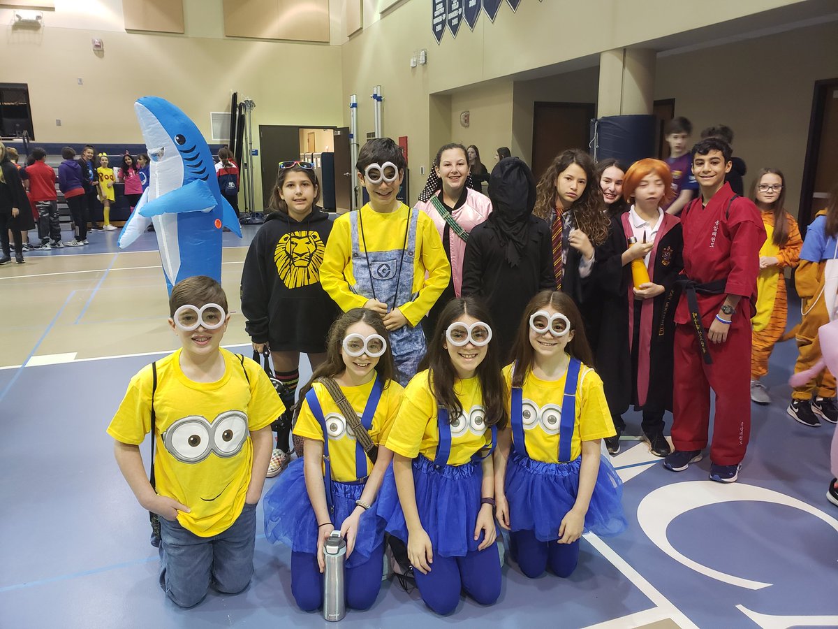 sbolnick5grade's tweet image. #davis5 Purim fun