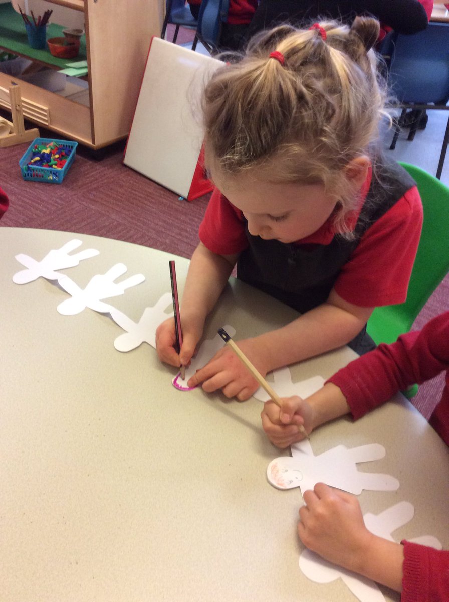 Little Acorns tweet media