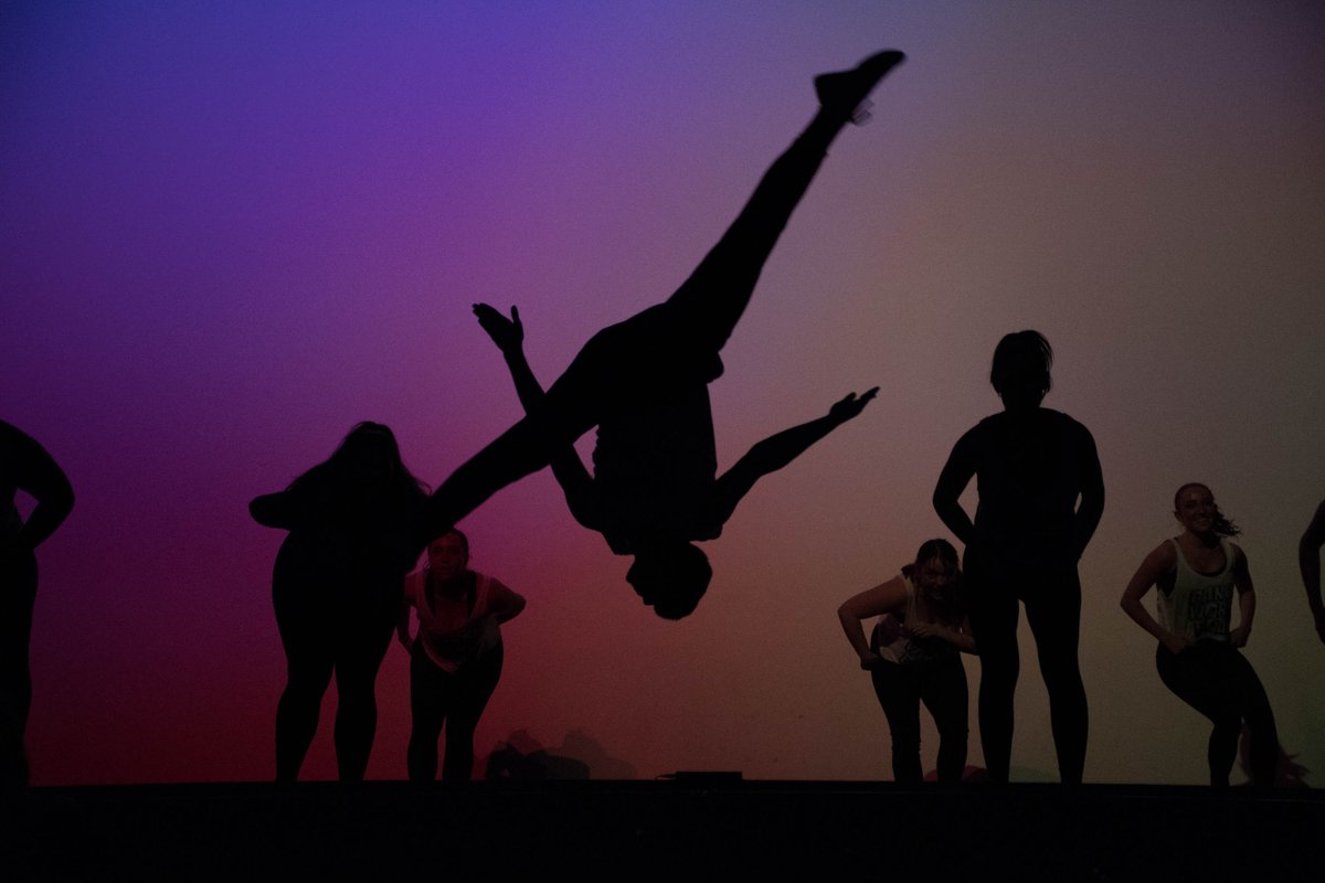 DanceWorks, the SU student-only dance troupe, put their original choreography on display this past weekend with their performance of "DanceWorks: Live from New York". Story by Molly Gibbs
newsh.se/2vSm1L1