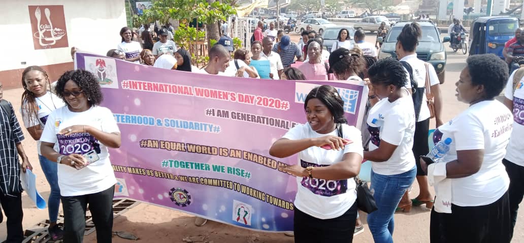 BengonetDev's tweet photo. BENGONET in partnership with CISHRWIN Commemorates International Women's Day 2020 today 9th March, 2019.
High lights include;Solidarity Walk from High-level round-about to Pauline Makka Center,Makurdi.
The event was used to mark the closure of the UNIAD UBRAF project https://t.co/BiFEdmjxMd