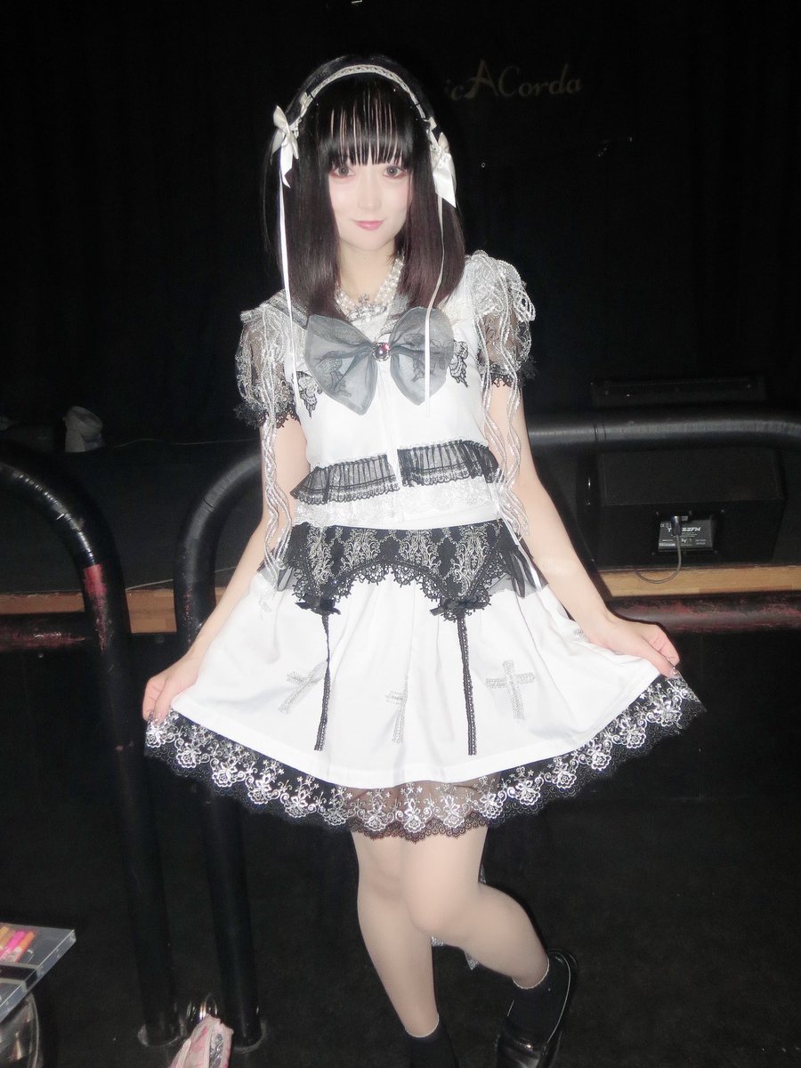 tahion_white's tweet photo. #みーうーにゃ〝ー ฅ^ΦωΦ^ฅ
#たてみん さん定期主催ライブ
#Findme!
#みうにゃセトリ
1. #MsunknowN
2. #cryhero
3. #monster
大きな舞台、ライブ楽しかったー！
2020/3/9(月)
#小岩
#小岩オルフェウス
#望月みうな https://t.co/eqUhGfDwch