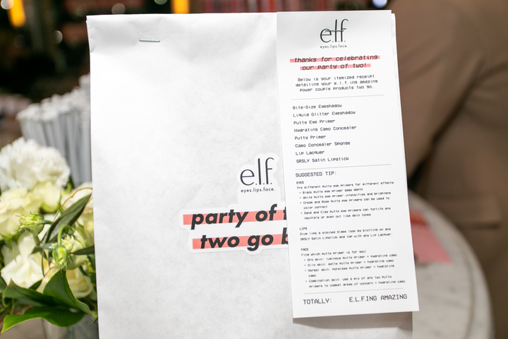 BizBash's tweet photo. For its latest product launch, e.l.f. Cosmetics hosted a fresh take on the traditional media dinner. https://t.co/XtoV1Uxg6G #bizbash #bizbashny #eventprofs #productlaunch @elfcosmetics @weareshadow https://t.co/CKvh1aQJhy