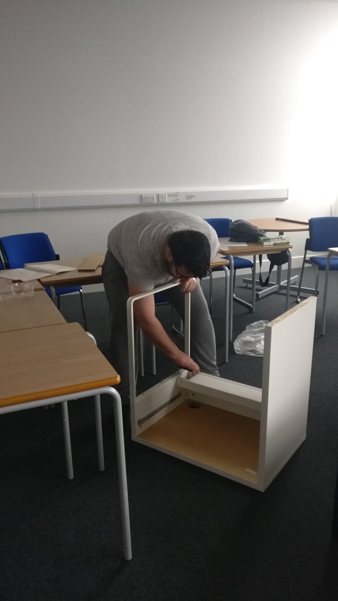 _LiquidPicnic's tweet image. Building our way to #Fringe2020