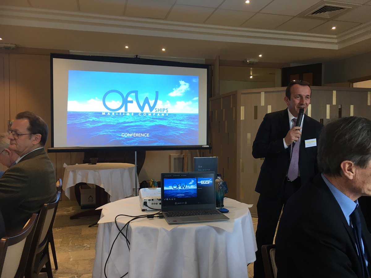 AlexLuczkiewicz's tweet photo. Déjeuner du #PropellerClubParis avec à l’honneur @OFW_SHIPS membre @ClusterMaritime
➡️ présentation par son président @RevilliodRegis :
💡eco-innovation 🇫🇷
🛠 industrie de pointe
👫 emploi #maritime
⛴ usine pêcheur d’eau de mer #ODeep https://t.co/rc67Na6xKM