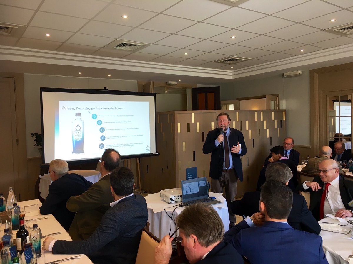 AlexLuczkiewicz's tweet photo. Déjeuner du #PropellerClubParis avec à l’honneur @OFW_SHIPS membre @ClusterMaritime
➡️ présentation par son président @RevilliodRegis :
💡eco-innovation 🇫🇷
🛠 industrie de pointe
👫 emploi #maritime
⛴ usine pêcheur d’eau de mer #ODeep https://t.co/rc67Na6xKM