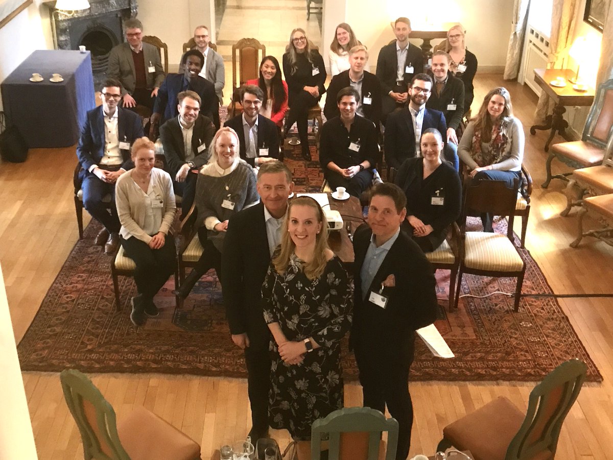 AndersAhnlid's tweet photo. Great privilege to host present and future young leaders from #Sweden &amp; #Finland joined in #TandemLeadership at @SveAmbFI. Good discussion, led by #PärLager, on  #leadership &amp; with MP @SandraBergq and the group on current debates in our two countries. Thanks for coming! #SWEinFIN https://t.co/w24x2TMJuT