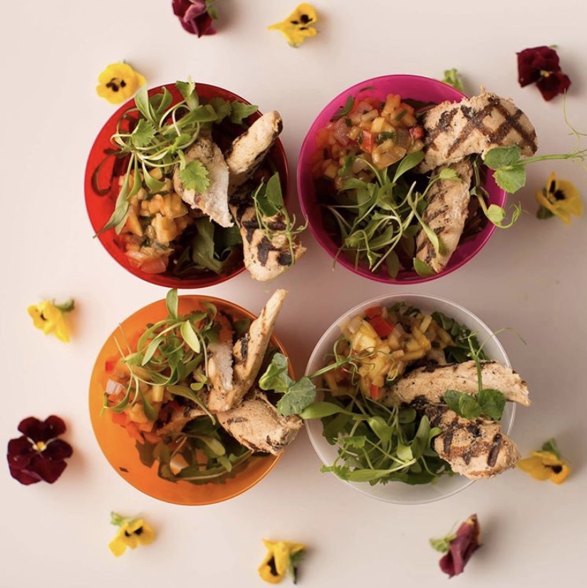 Good food is always very important 😍
At <a href="/NHM_London/">Natural History Museum</a> these bowls will make any standing reception perfect! @SeasonedEvents 
#EventsproUk #standing #reception #food #heaven