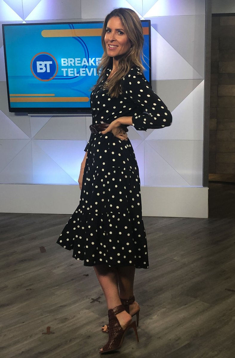Polka dots are the perfect accessory! Get @DinaPugliese's outfit details at: yorkdale.com/dinas-closet-m… #YorkdaleStyle #CentreofStyle