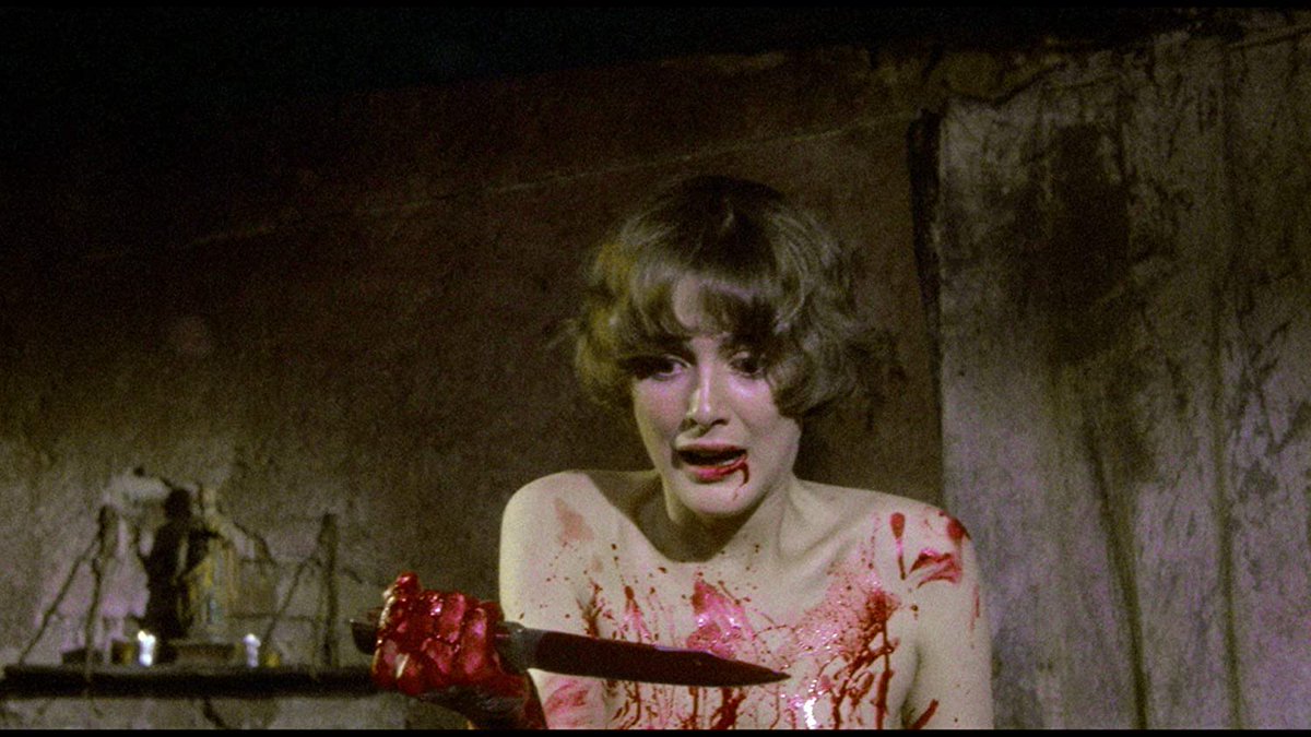 CinemaArcana's tweet image. “From bride of Christ to slave of Satan!” Gilberto Martinez Solares’ superior nun horror SATANICO PANDEMONIUM (1975) gets a Blu-Ray upgrade from @MondoMacabroUSA  this May!
#SatnicoPandemonium #nunsploitation #mexploitation

Details at the link: facebook.com/cinemaarcana/p…