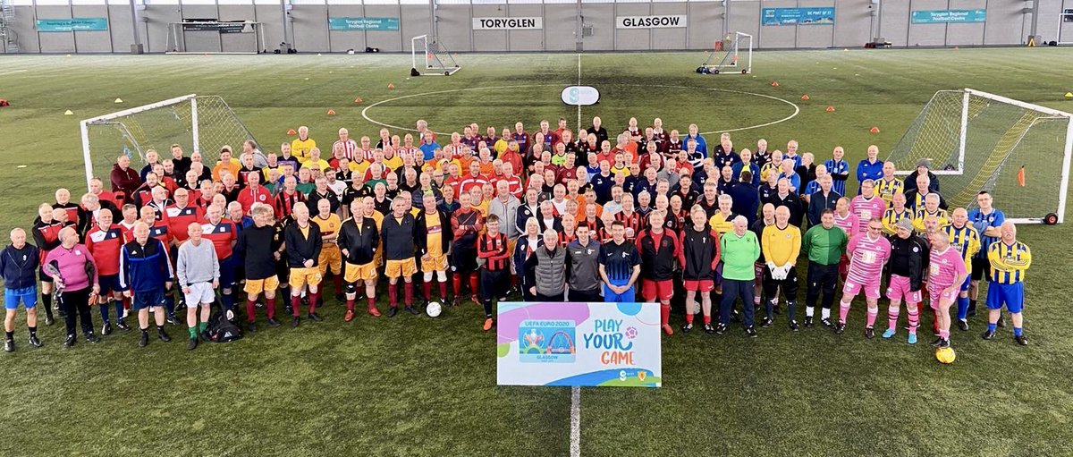 GL Football ⚽️ (@footballglasgow) on Twitter photo 250 players from all over Scotland taking part today in the Over 60’s Walking Football Glasgow Cup <a href="/ToryglenRegFC/">Toryglen Reg FC</a> with guests Jim McCalliog & Gordon Smith 250 players from all over Scotland taking part today in the Over 60’s Walking Football Glasgow Cup <a href="/ToryglenRegFC/">Toryglen Reg FC</a> with guests Jim McCalliog & Gordon Smith