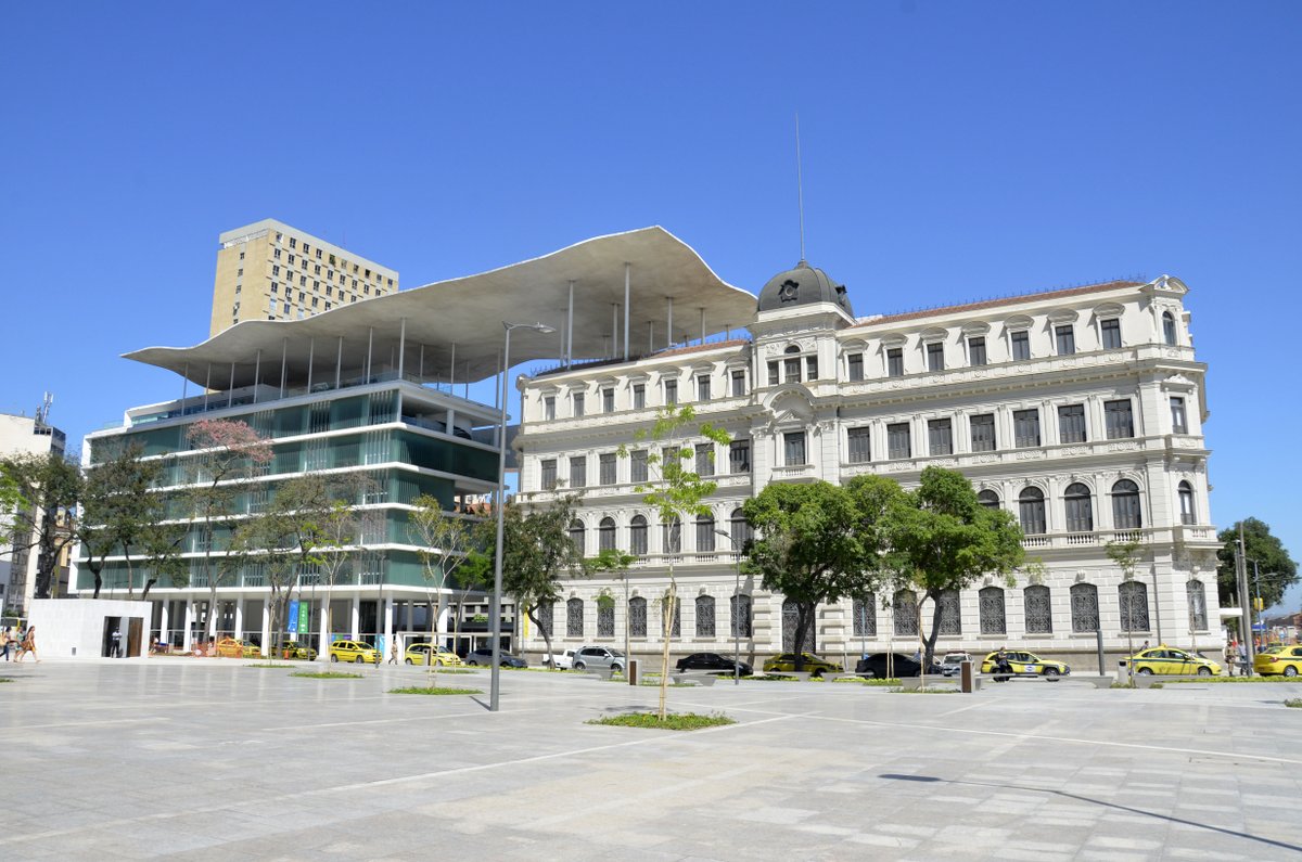 riodejaneiro's tweet photo. A exposição destaque do @MuseuArteRio no ano passado está chegando ao fim, aproveite logo! “O Rio dos Navegantes” aborda a relação entre cariocas e visitantes que estão presentes na cidade portuária desde o século XVI. #vemprorio #RioImperdível
📷 Alexandre Macieira | Riotur https://t.co/Pzba8kruxy
