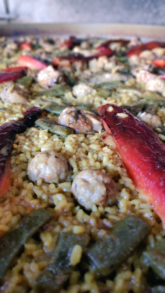 paellapatrimoni's tweet photo. Ahir era #diumenge i com sempre...#Paella #Campanus #saynomore @wikipaella_oficial https://t.co/DdMJ0Lwjhp