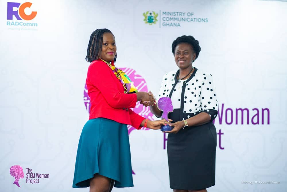 TheAnitaErskine's tweet photo. The #STEMWomanProject started by paying homage to the extraordinary women who’ve blazed the trail in STEM. Our gratitude & respect for their tireless and continued commitment to STEM runs deep! #GenerationEquality @unicefghana @unwomenafrica #Beijing25 https://t.co/1R4O4fqXhC