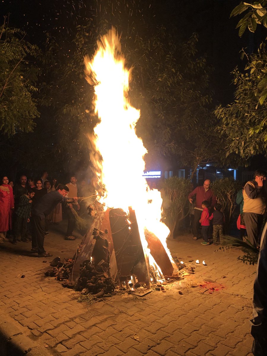 Sumit_kumar76's tweet photo. May the goodness prevail. Happy Holi. https://t.co/sAF8Jy1PMv