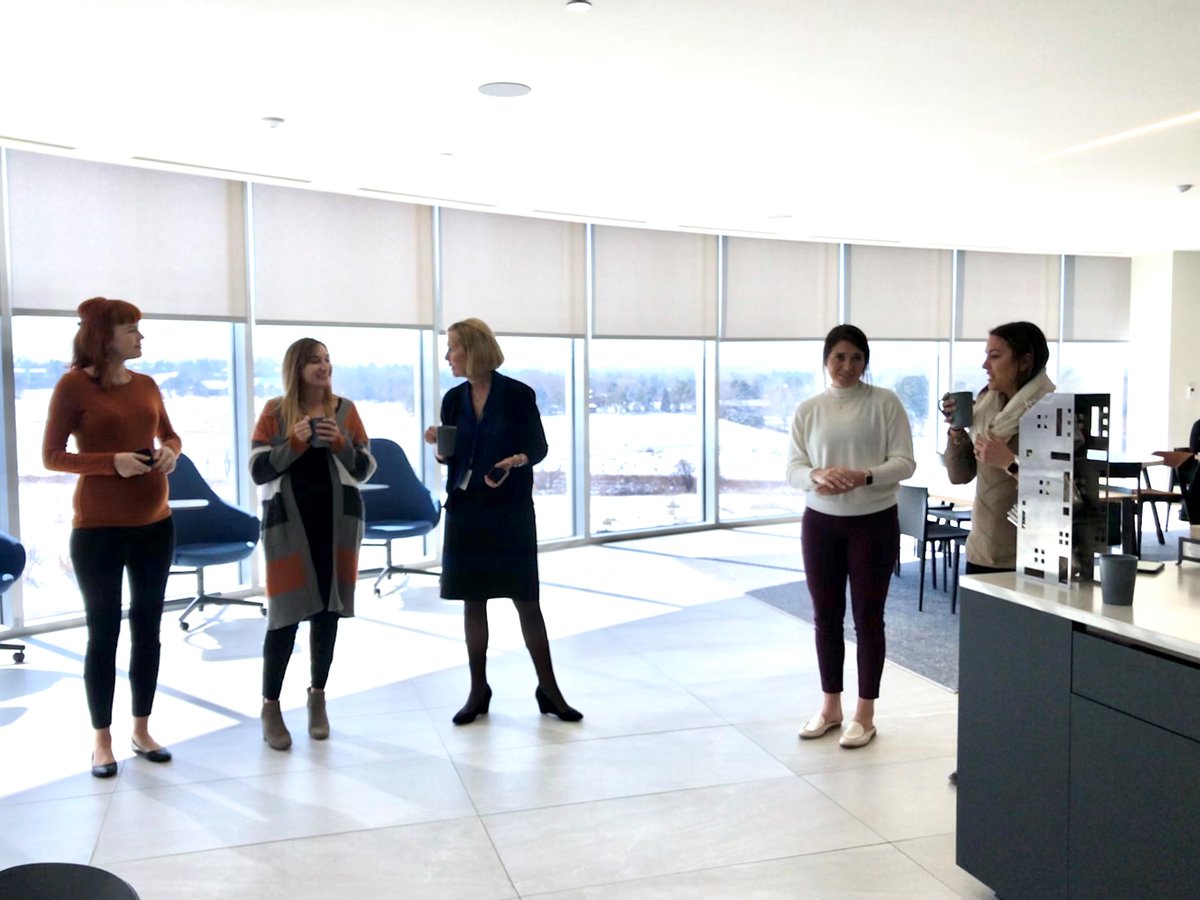 StonebridgeCos's tweet image. Please join us in welcoming Gabriella to the Stonebridge team! Gabriella is joining the Corporate Digital Strategy team as a Digital Marketing Specialist.