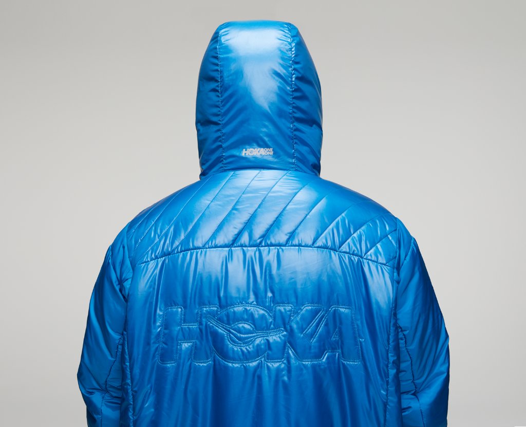 hoka's tweet photo. To celebrate the launch of our NEW apparel and accessories lineup, we are giving away a full outfit – top and bottom – of your choice to three lucky winners. Sweepstakes ends this Sunday. Click the link to enter: https://t.co/81SBWkEH8D https://t.co/SeBKGl4UaK